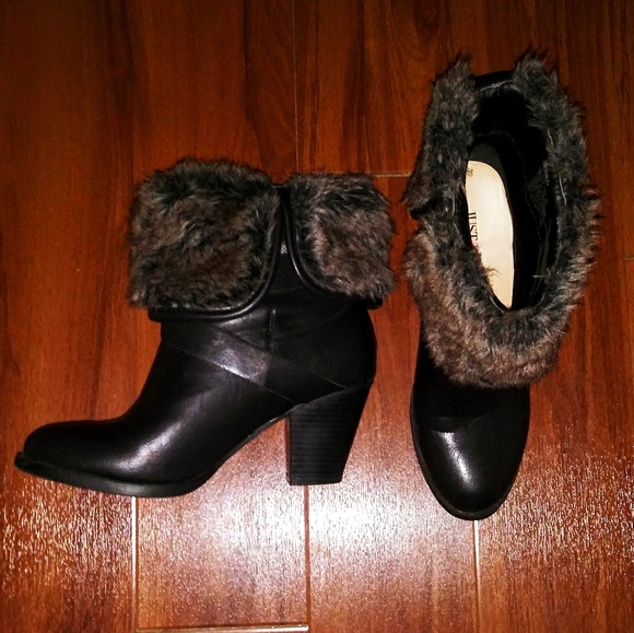 Like New JustFab 'McKinley' Booties - Picture 2 of 5